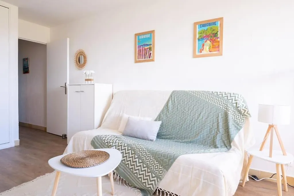 Charmant A 600 M Des Plages Proche Des Commerces Lesclesdenicole Carqueiranne France